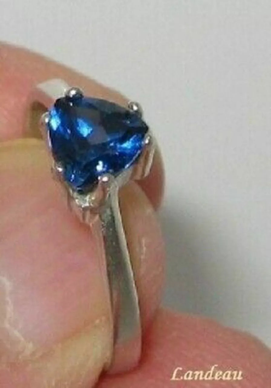 a0.80 ct natural gem Trillion Ceylon Blue Sapphire S. Silver Ring (6.5) *